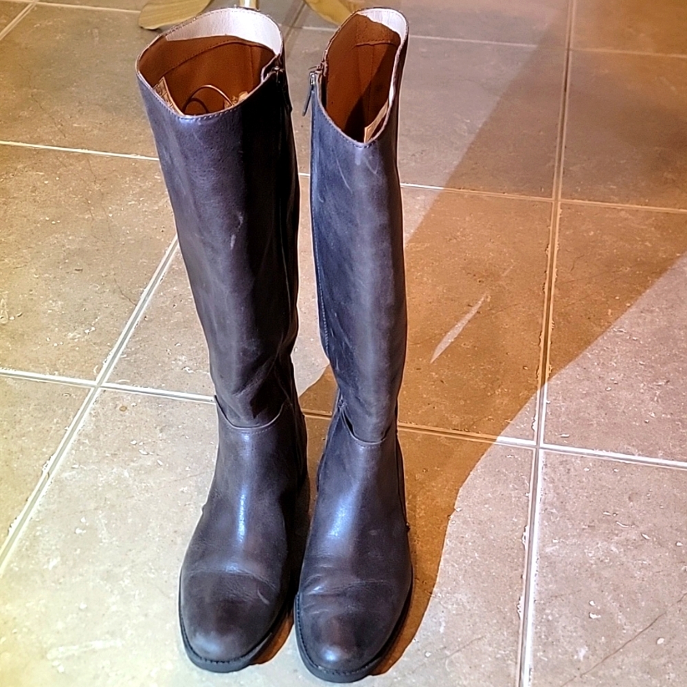 UGG Leigh Knee High Riding Boot in Brown Leather Size 7.5